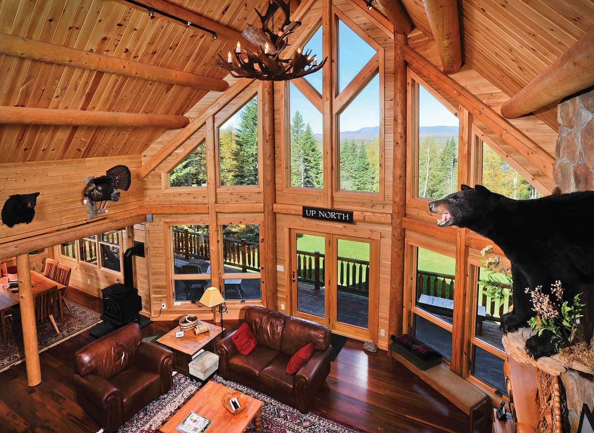 Custom cedar log home package from Big Twig Homes of Hendersonville, North Carolina. Big Twig Homes is a log home specialist servings all of the Southeastern United States. Big Twig Homes Log Homes, Log Cabins in Hendersonville, North Carolina